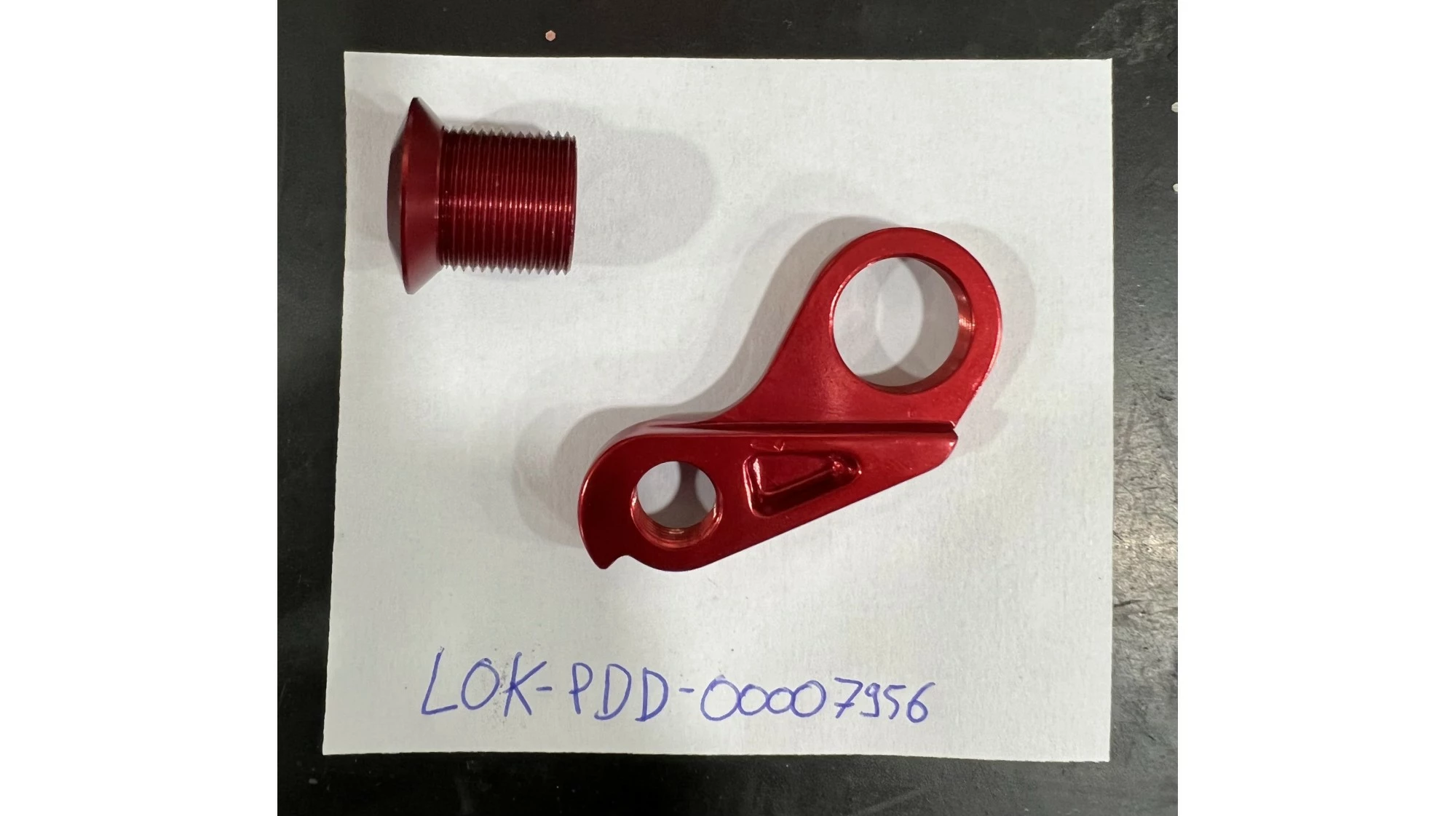 PATTE DE DERAILLEUR 1T LOOK 1 PATTE DE DERAILLEUR 1T LOOK