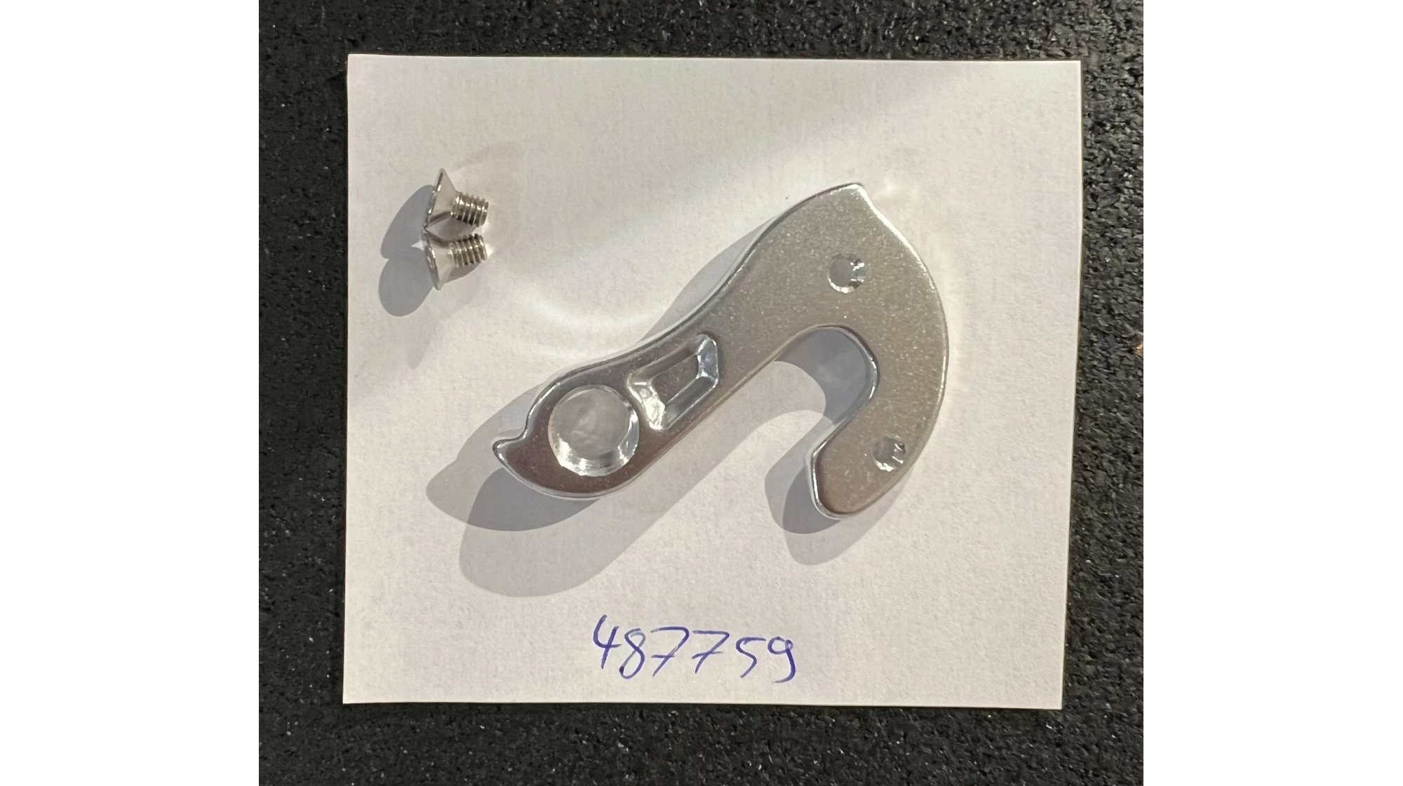 PATTE DE DERAILLEUR 2T 1 PATTE DE DERAILLEUR 2T